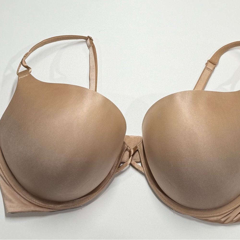 Victoria Secret Miraculous Plunge Bra